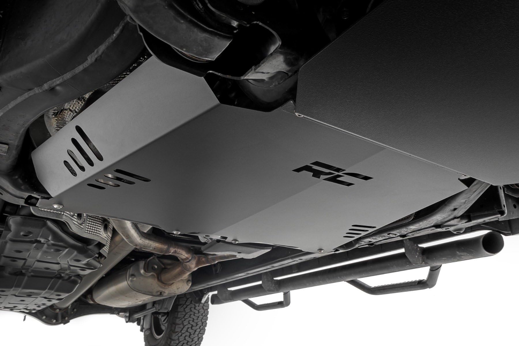 Catalytic Converter Shield Rough Country for Toyota Tundra 2WD/4WD (2022-2025) - Anti Theft Skid Plate, 14-Gauge Steel, Bolt-On Protection & Powder-Coated Finish