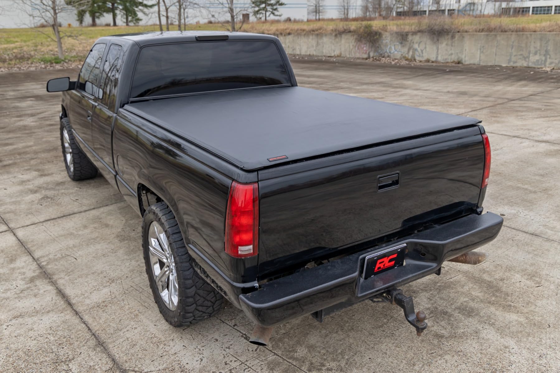 Soft Roll Up Rough Country Truck Bed Tonneau Cover for Chevy Silverado & GMC Sierra 1500 (1988-2007) - Fits 6'7 (79") Bed, Weatherproof Bed Cover