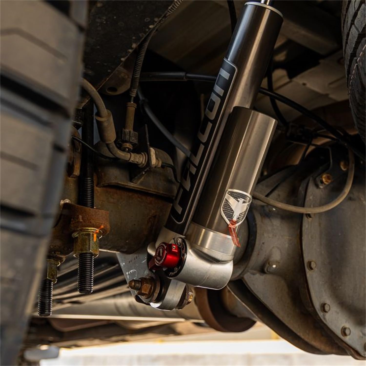 5-6'' MAX Lift Kit ReadyLIFT 42-31540 with 2.1 Falcon Shocks For Chevrolet/GMC 2500HD/3500HD 4WD