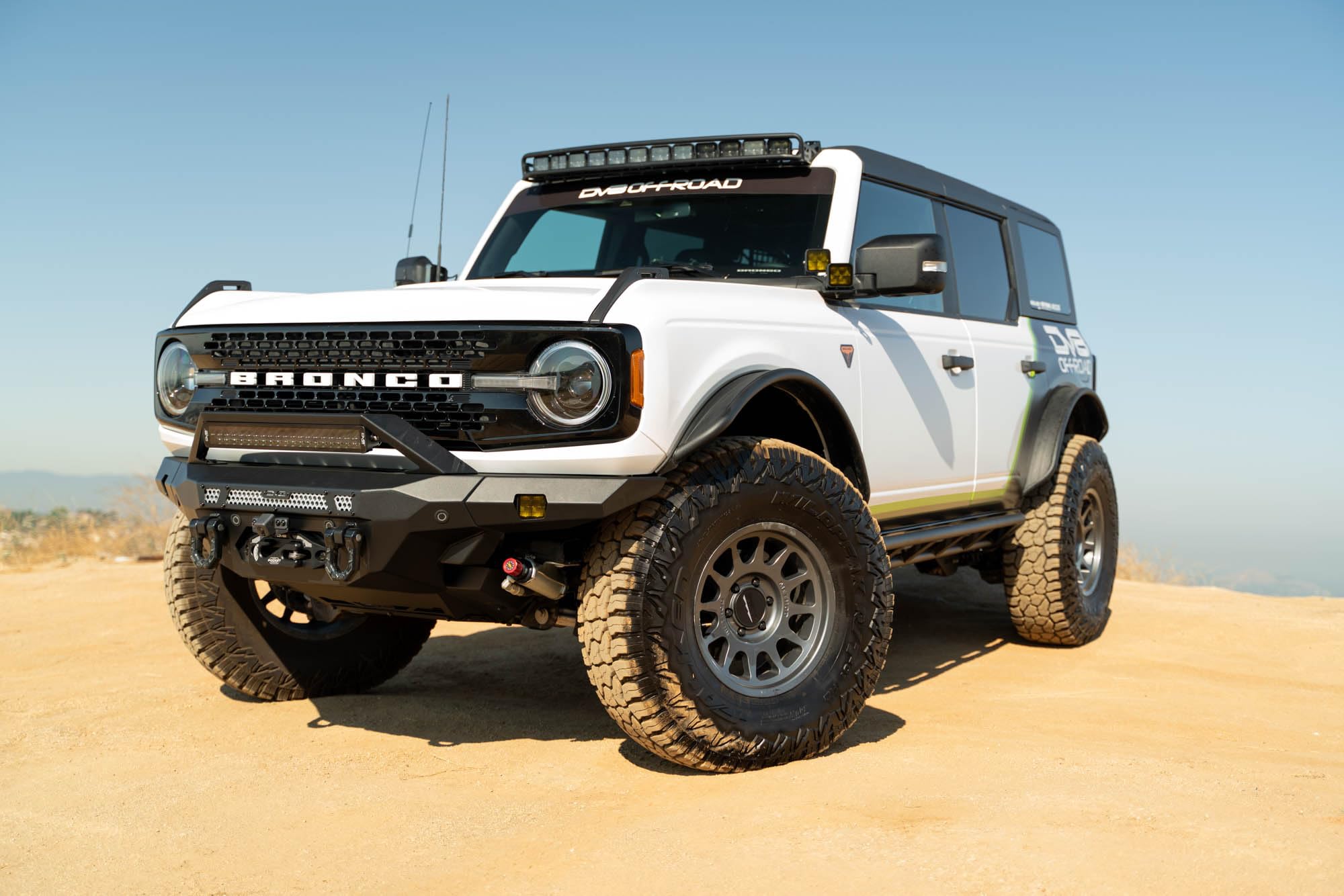 DV8 Offroad 4-Door FS-15 Rock Sliders V2 for 2021-2025 Ford Bronco | Protects Side Body Panels | Large Center Supports for Stability | Steel Construction | Black Powder Coat Finish | Sold as a Pair