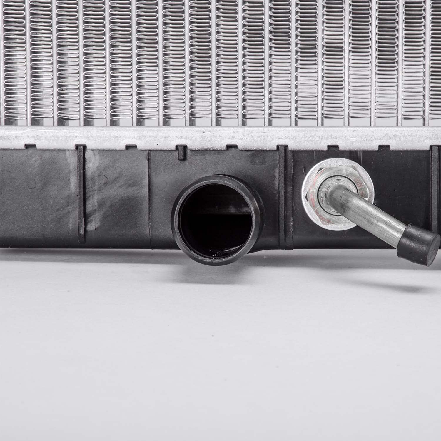 Radiator TYC 1512 Compatible with 1993-1998 Toyota T100