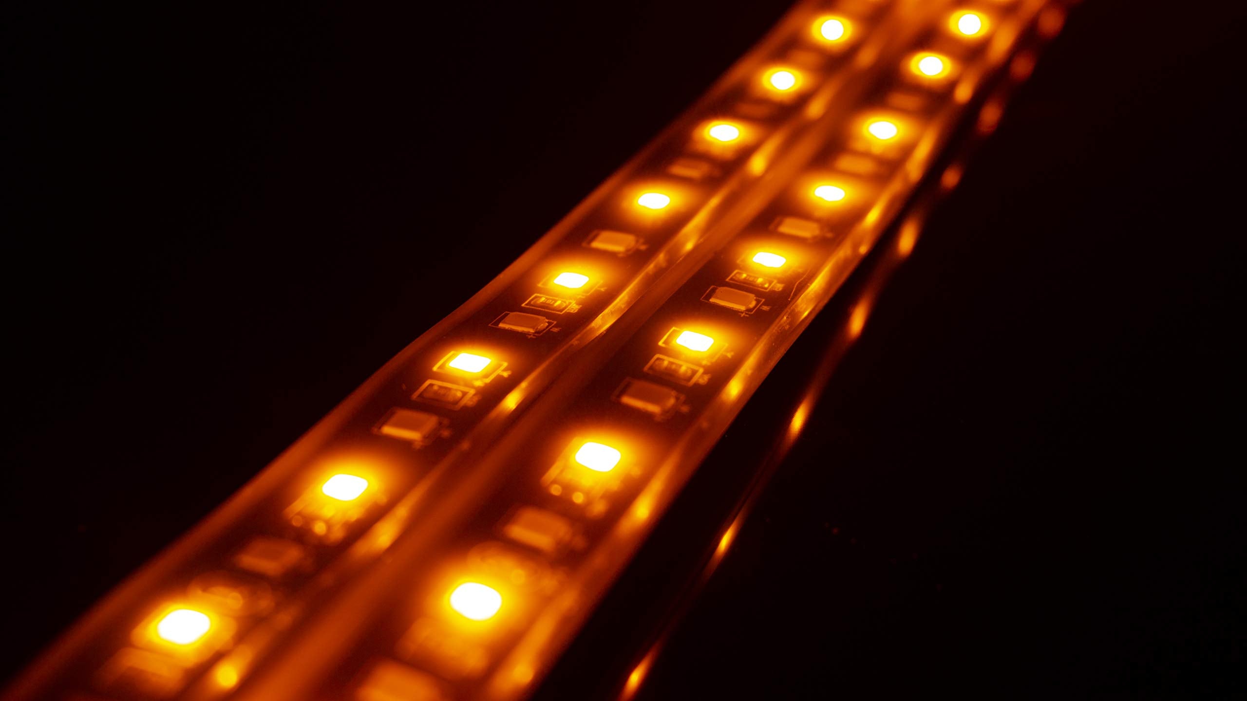 Race Sport Lighting LoPRO RSSBKIT48 48in Sidekick Sequential Running Board LED Strip Kit (White-Amber)