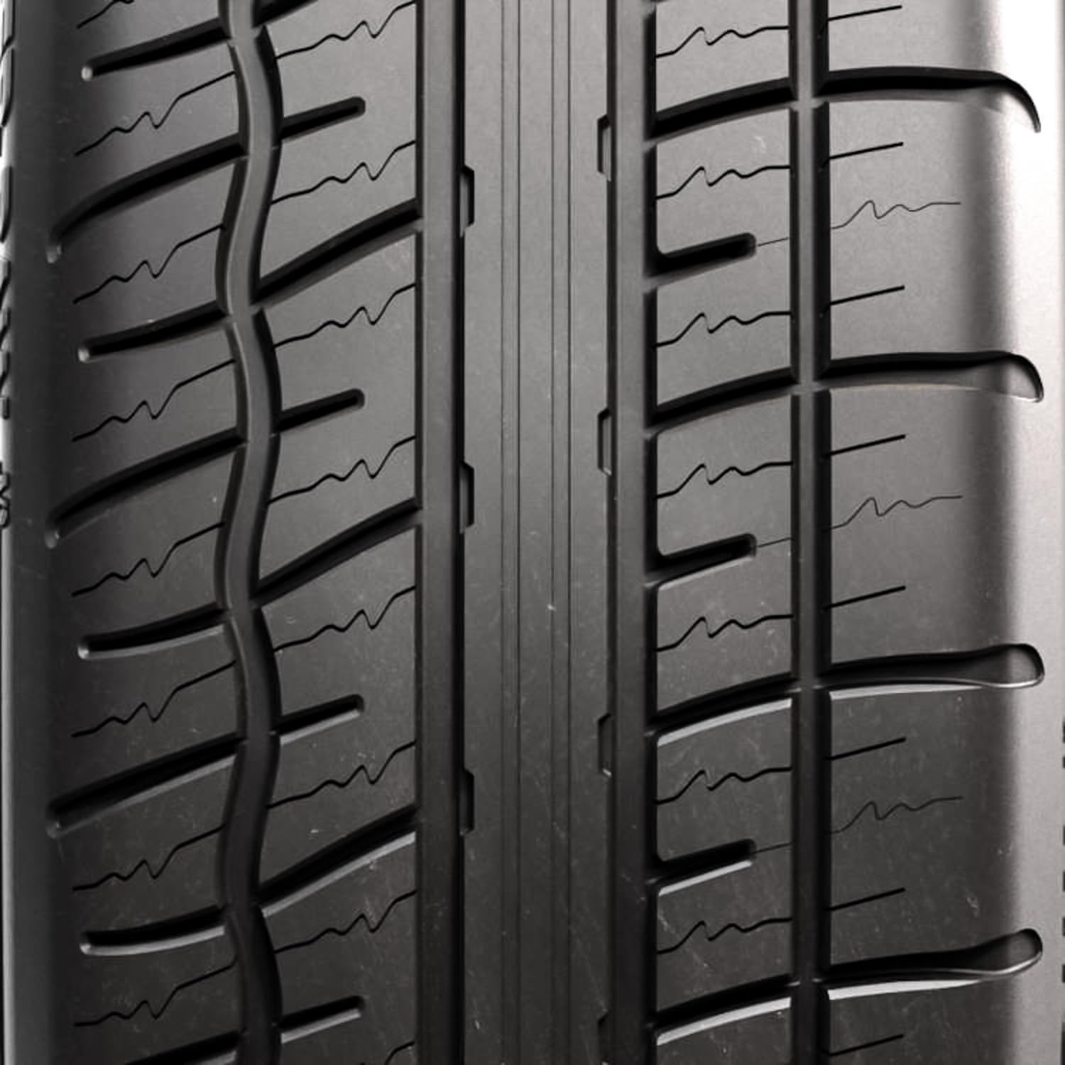 Power Paw A/S Uniroyal All Season 225/60ZR18 100W XL Passenger Tire