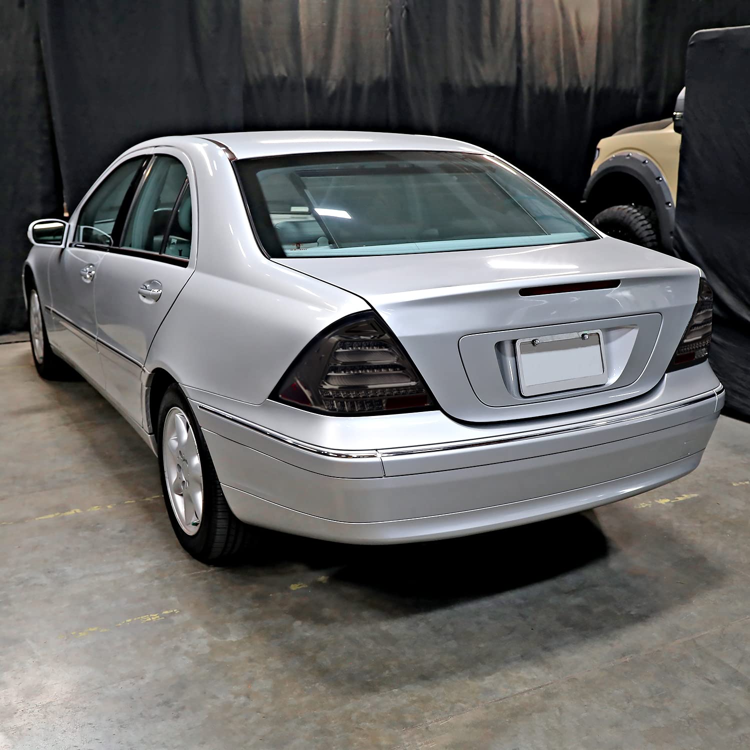 Full LED Sequential Tail Lights SPEC-D TUNING Compatible with 2001-2004 Mercedes-Benz W203 C-class Sedan