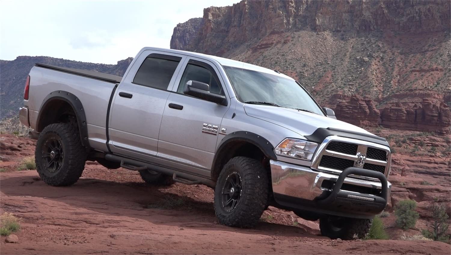 Lund RealTruck 47121205 Bull Bar with Integrated LED Light Bar, Black Steel for 2010-2018 Ram 2500/3500