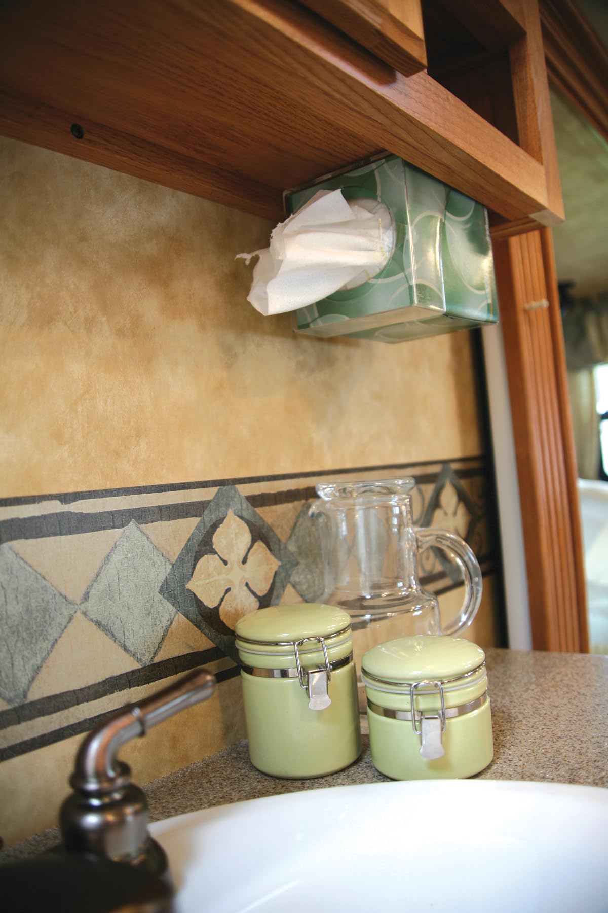 Camco Tissue Box Holder- Pop-A-Tissue- Mounts to Walls and Cabinets, Dispenses Tissue and Holds Tissue Boxes Upward or Downward- Perfect for RVs and Trailers, Easy Install - Clear (57101)