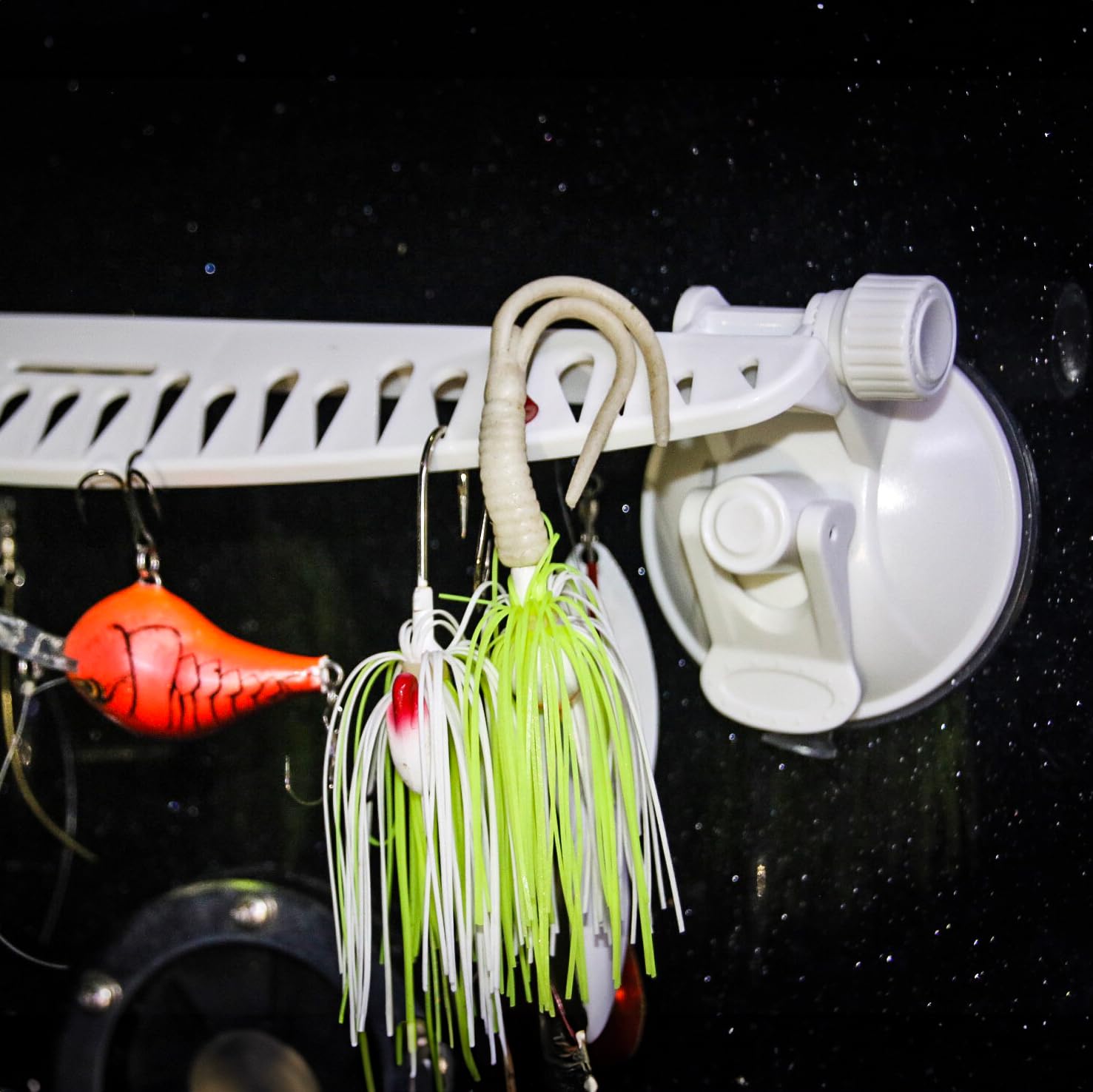T-H Marine Lure Rack Tackle Titan | Strong Suction Cup Fishing Organizer and Tool for Boats | Fits Up to 25 Lures and Baits - White