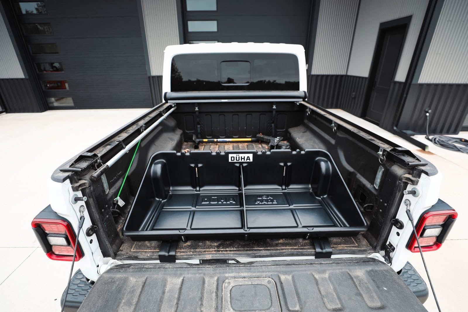 CargoStop DuHa 80097 Truck Bed Divider fits Mid Size Pickup Trucks 46" Wide | Prevents Load Shift and Secures Cargo | Made in USA | Includes 1 Divider