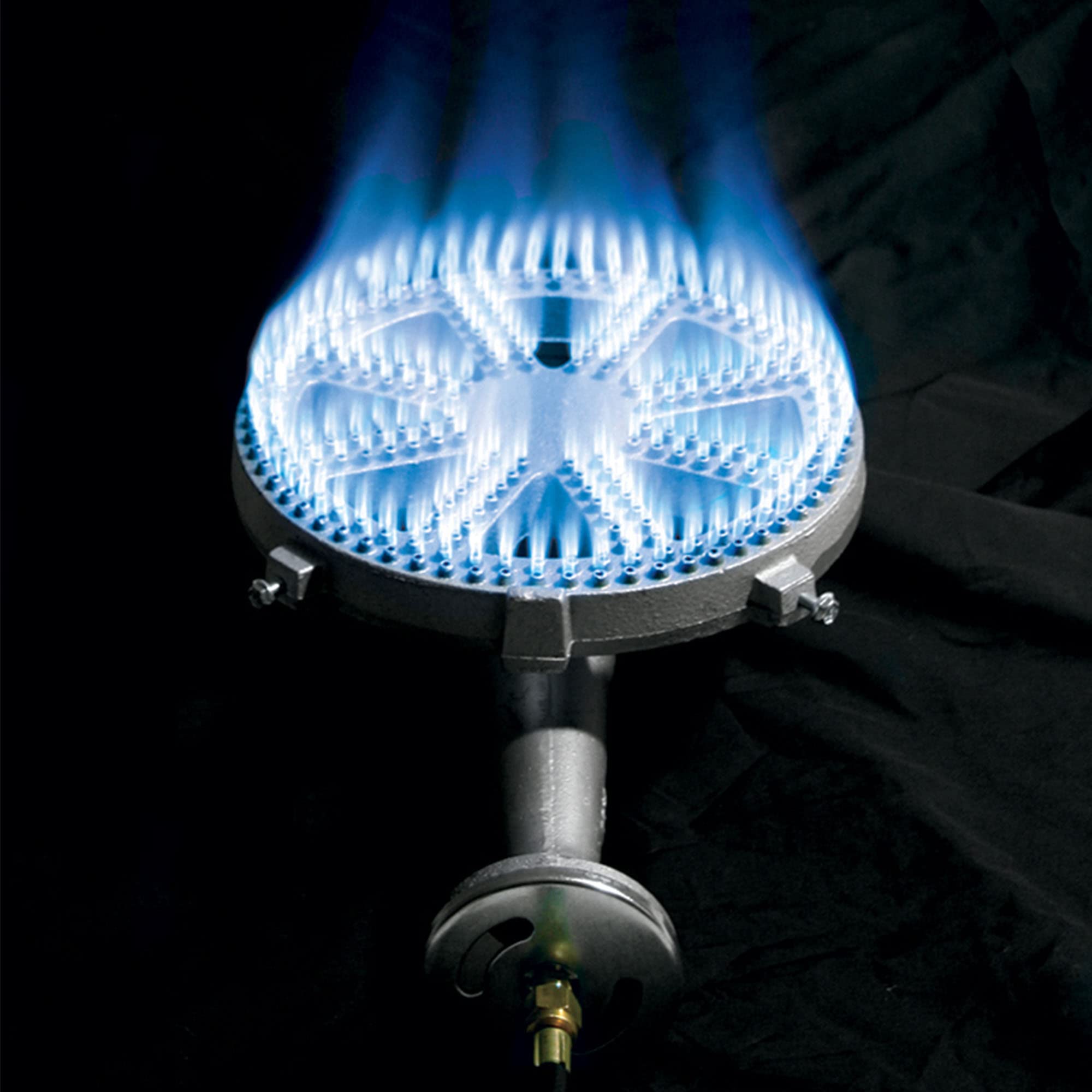 Bayou Classic 10-in Cast Iron BG14 Banjo Burner Features 15-in Length 3/8-in Flare Fitting Perfect Burner For Compatible Bayou Classic Cookers