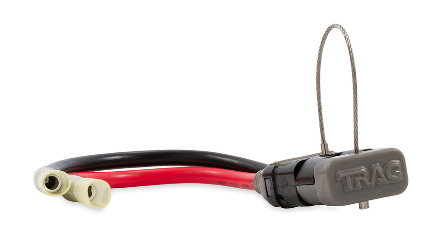 Trac Outdoors Plug High-Current, 8 Gauge - For High-Current 12V or 24V Power (69442)