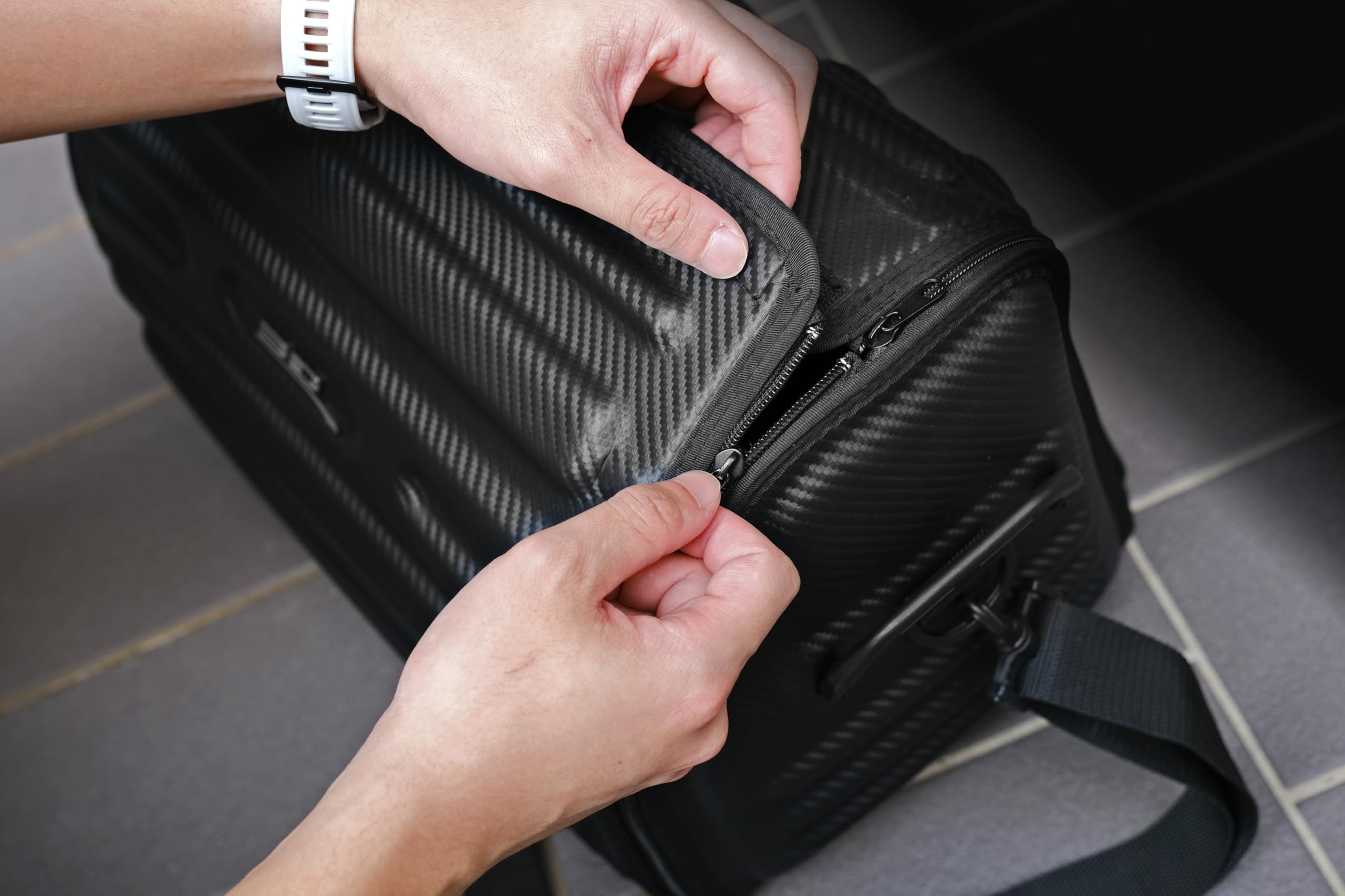 3D MAXpider Trunk Organizer Custom Fit Car (Black) - Handy Carbon Fiber (M) 18"x12"x12"