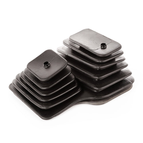 18886.97 | Omix | Outer Transmission Shift Boot, Manual | OE Reference: 53004539 | Fits 1987-1995 Jeep Wrangler YJ