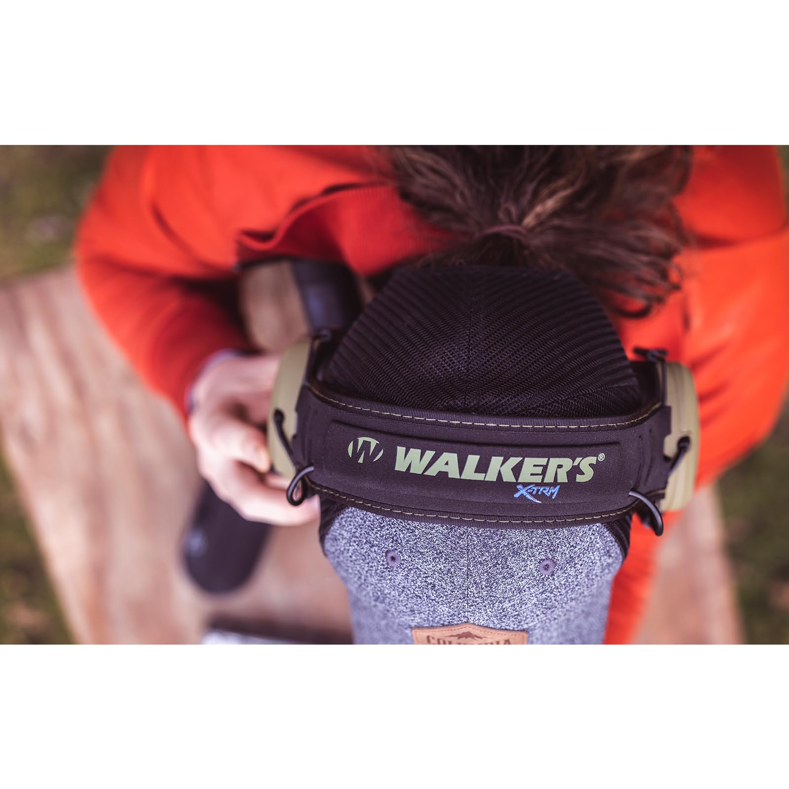 Walker's Noise-Cancelling Razor Slim X-TRM Sound-Enhancing Hunting Gun Range Shooting Electronic Earmuffs with Cooling Pads, Moisture Wicking Headband & 2 AAA Batteries, Black
