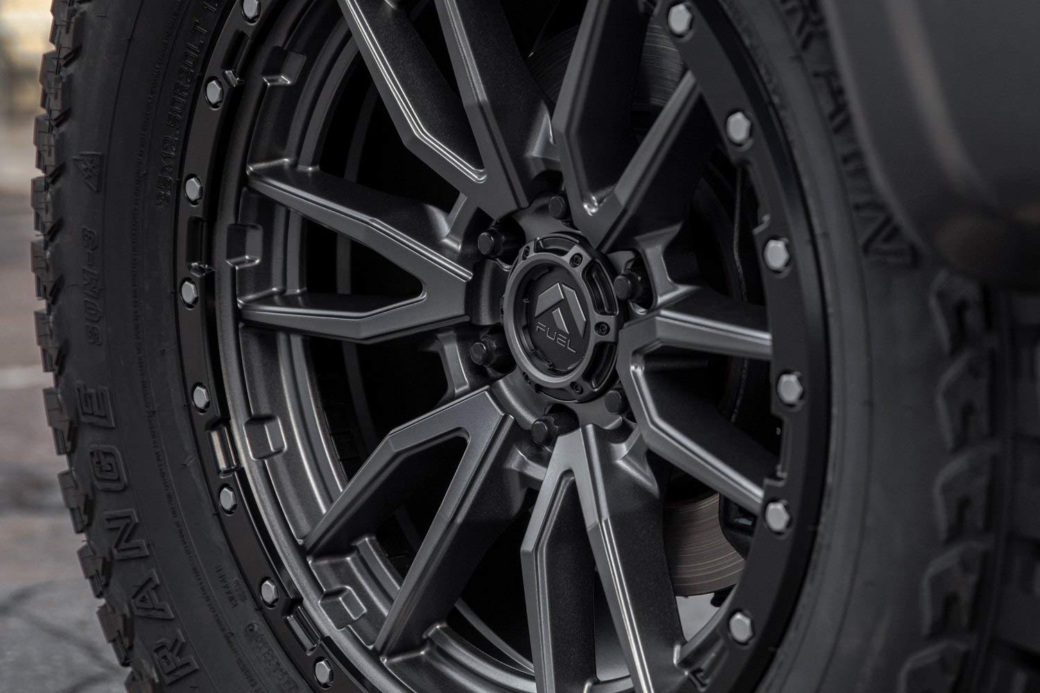 Gun Metal Fuel D680 REBEL Wheel with Painted and TPMS Compatible (18 x 9. inches /6 x 67 mm, 1 mm Offset)