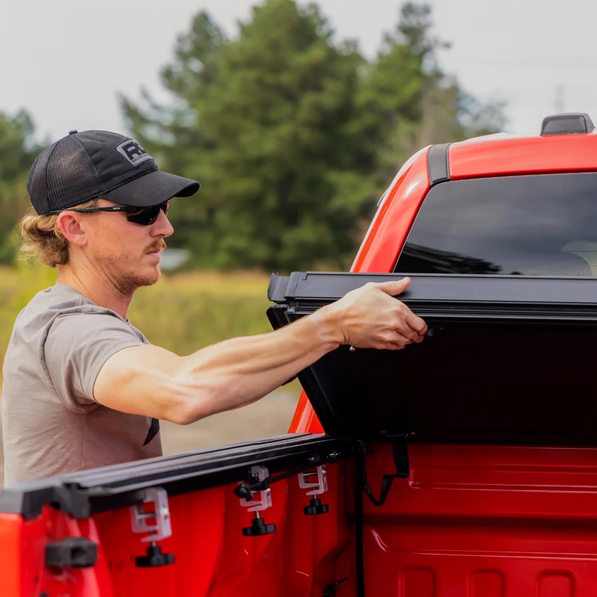 Rough Country Tonneau Cover Hard Tri-Fold for Ford F-150 (2015-2020) - Aluminum Flip-Up Bed Cover, Fits 5'7 (67.1") Short Bed