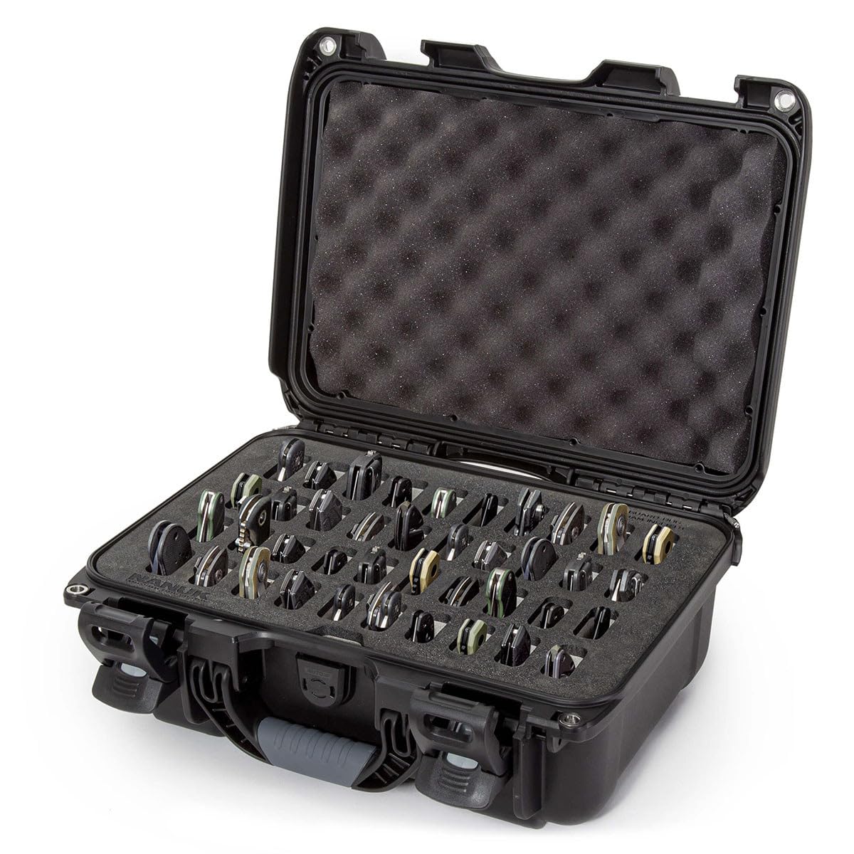 Waterproof Nanuk 915 Hard Case with Foam Insert for 40 Knives, Black