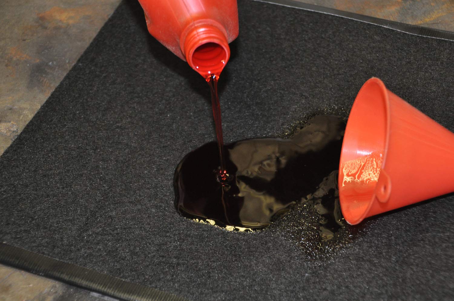 18" x 24" Protective Absorbent Oil Rug Design Engineering 010751