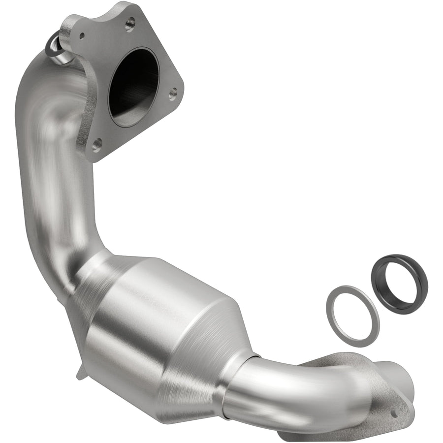 Direct Fit MagnaFlow 52438 Catalytic Converter (2011-2015 Juke L4 1.6 OEM Underbody)
