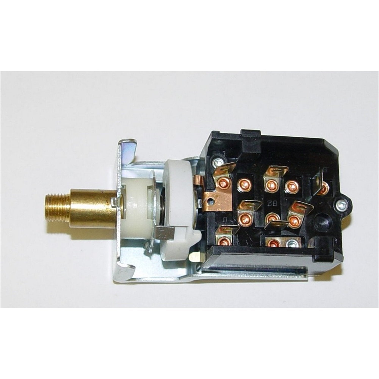 17234.04 | Omix-ADA | Headlight Switch | OE Reference: 5751098 | Fits 1979-1986 Jeep CJ