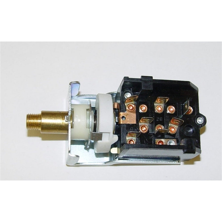 17234.04 | Omix-ADA | Headlight Switch | OE Reference: 5751098 | Fits 1979-1986 Jeep CJ