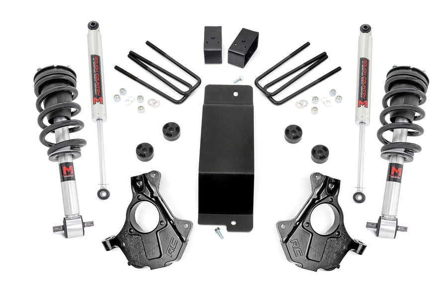 3.5" Rough Country Suspension Lift Kit with M1 Struts/M1 Shocks for Chevy Silverado & GMC Sierra 1500 (2014-2018 w/Stock Cast Alu or Stamped Steel Control Arms)