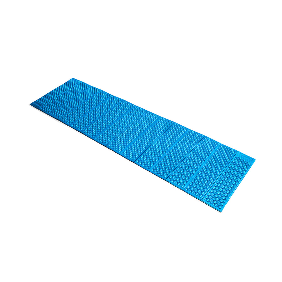 Coleman Lightweight River Rest Sleeping Pad, Comfortable Egg-Carton Design & Insulating Foam for Warmth, Camp Pad Weighs Less Than 1 Pound