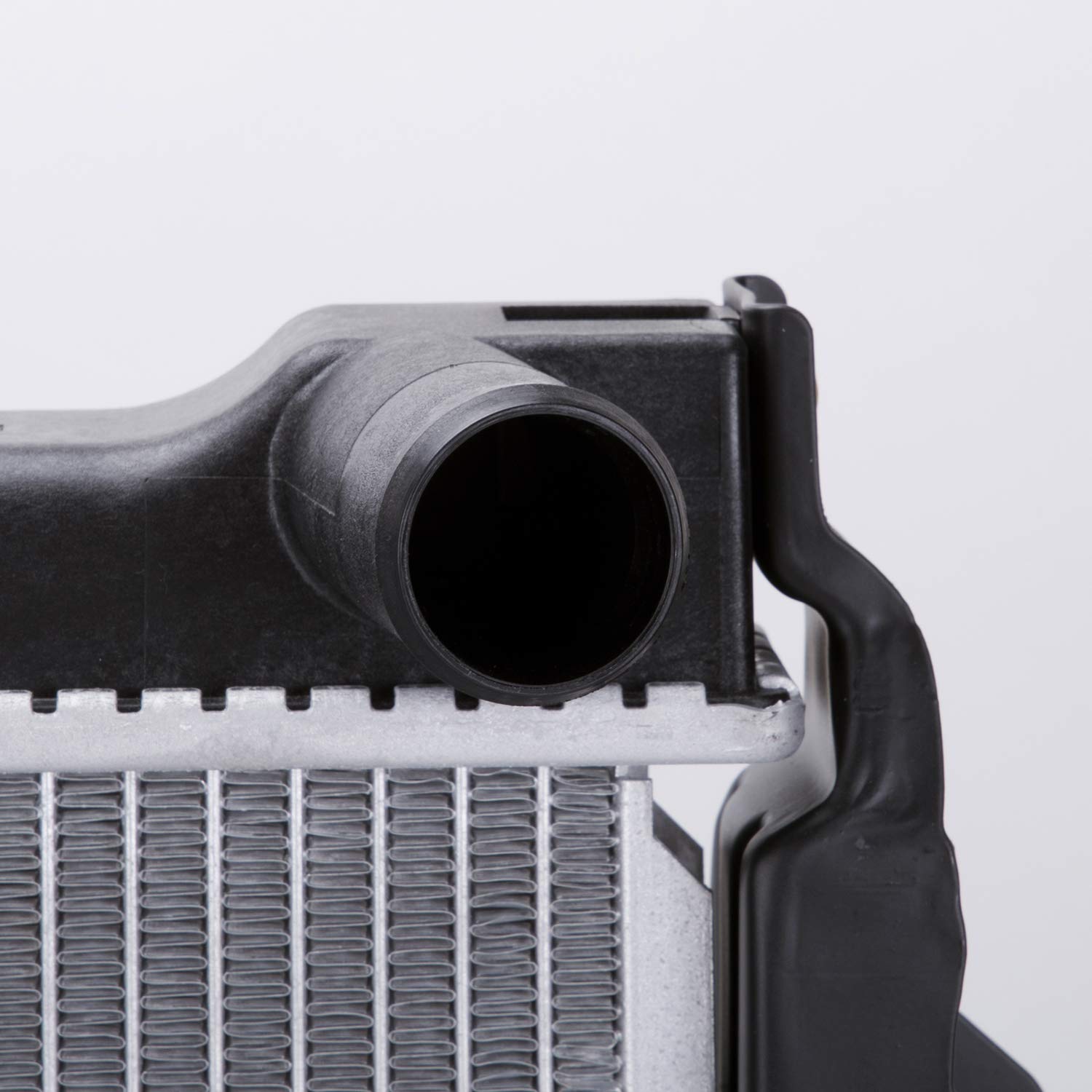 Radiator TYC 1190 Compatible with 1989-1995 Toyota Pick Up