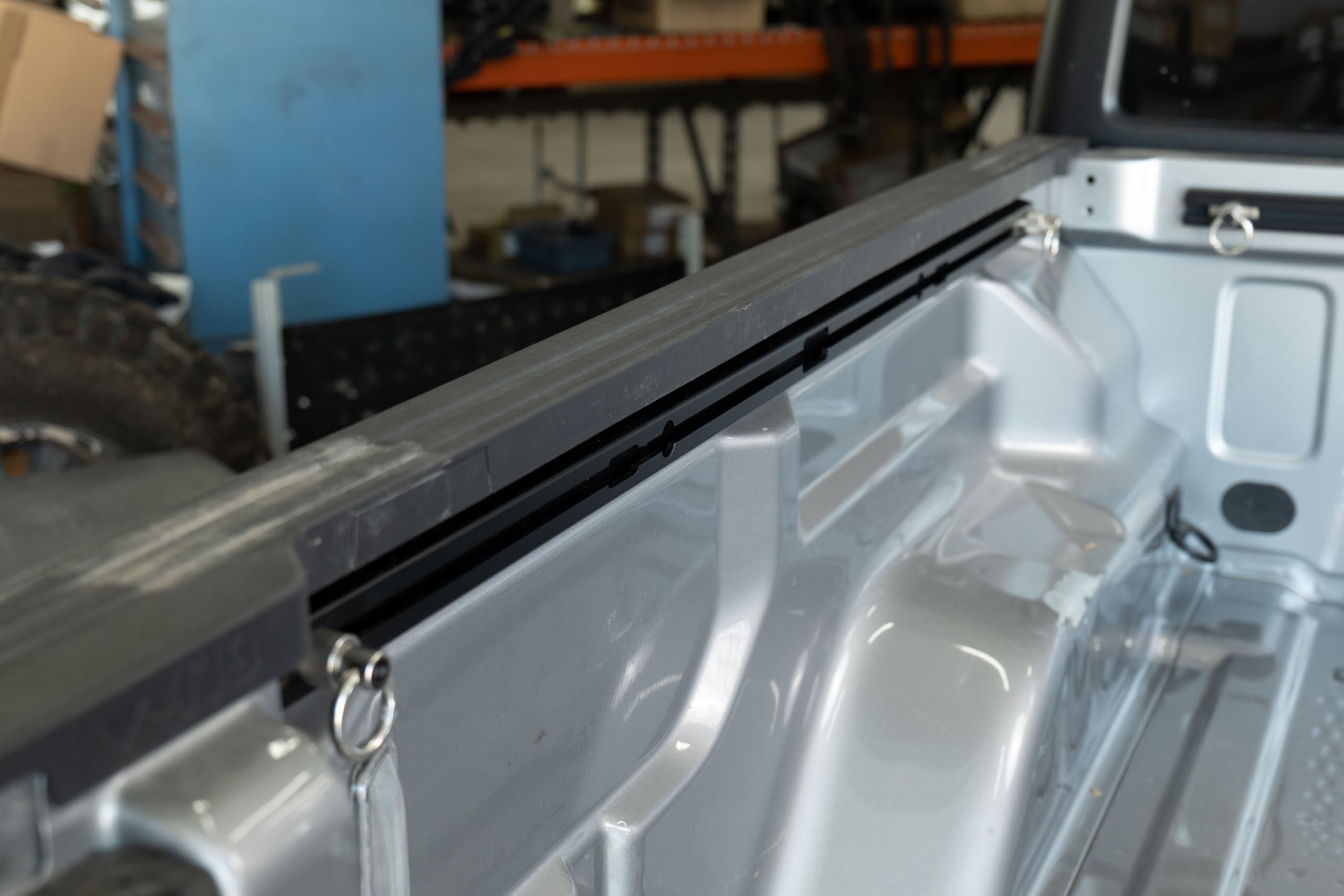 Hi-Lift Cargo Management System TrailTrak for Jeep Gladiator TT-2000