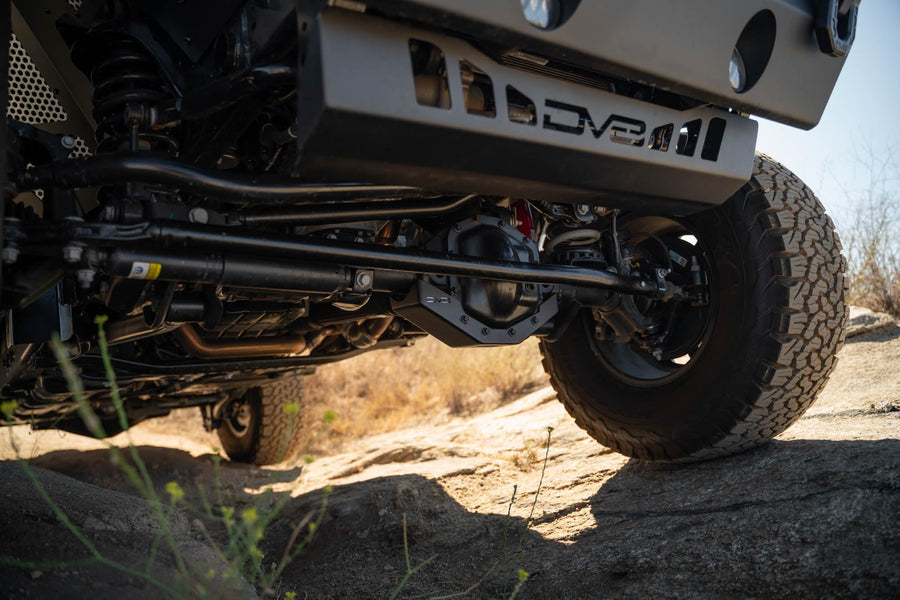 Front Differential Skid Plate DV8 for 2018-2025 Jeep Wrangler JL & 2020-2025 Gladiator JT | Protects the Front Differential & Pinion | 5mm Steel Construction | Fully Bolt-On | Powder Coated Black