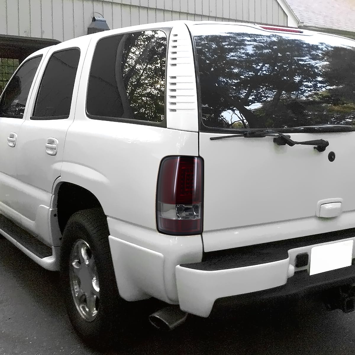 Red Smoke LED Bar Tail Lights SPEC-D TUNING Compatible with 2000-2006 Chevy/GMC Suburban, Chevy Tahoe, GMC Yukon/Denali/XL, Left + Right Pair Assembly