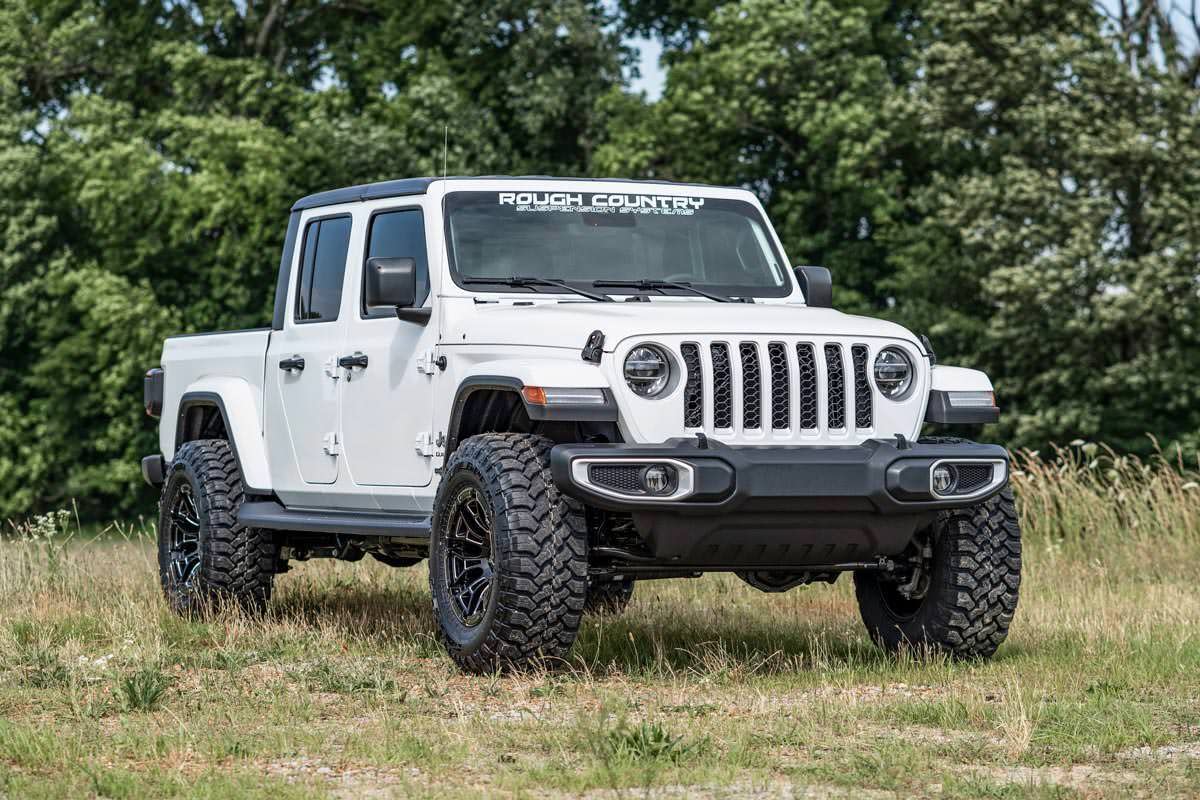 2.5" Rough Country Leveling Kit with M1 Monotube Shocks for Jeep Gladiator JT (2020-2023) - Fits up to 35" Tires
