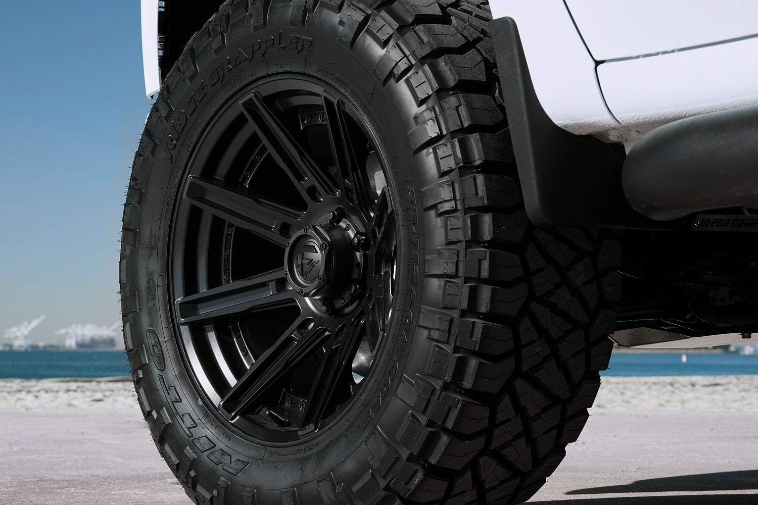 ROGUE D709 20x10, Bolt Pattern: 8x170/, Offset: -18, MATTE BLACK, set of 1