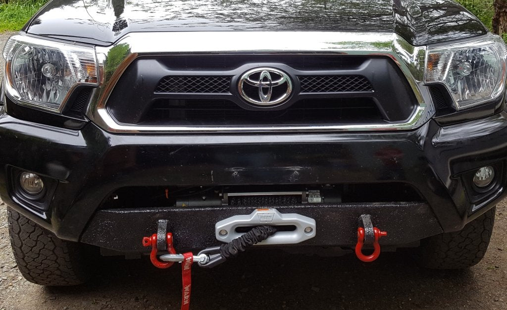 M8000-S Series WARN Electric 12V Winch with Synthetic Rope: 3/8" Diameter x 100' Length, 4 Ton (8,000 lb) Pulling Capacity