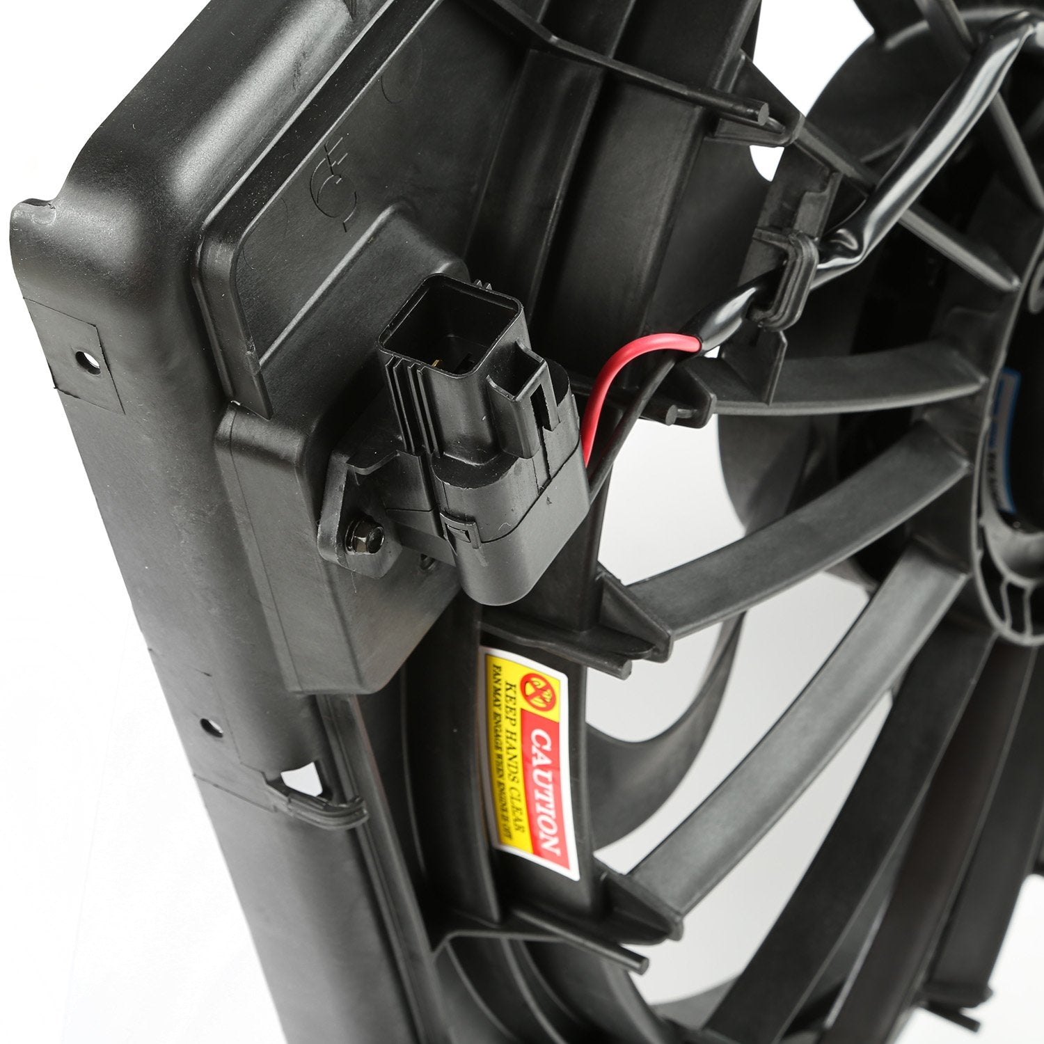 17102.06 | Omix-Ada | Engine Cooling Fan Assembly | OE Reference: 68039593AA | Fits 2007-2011 Jeep Wrangler JK 3.8L