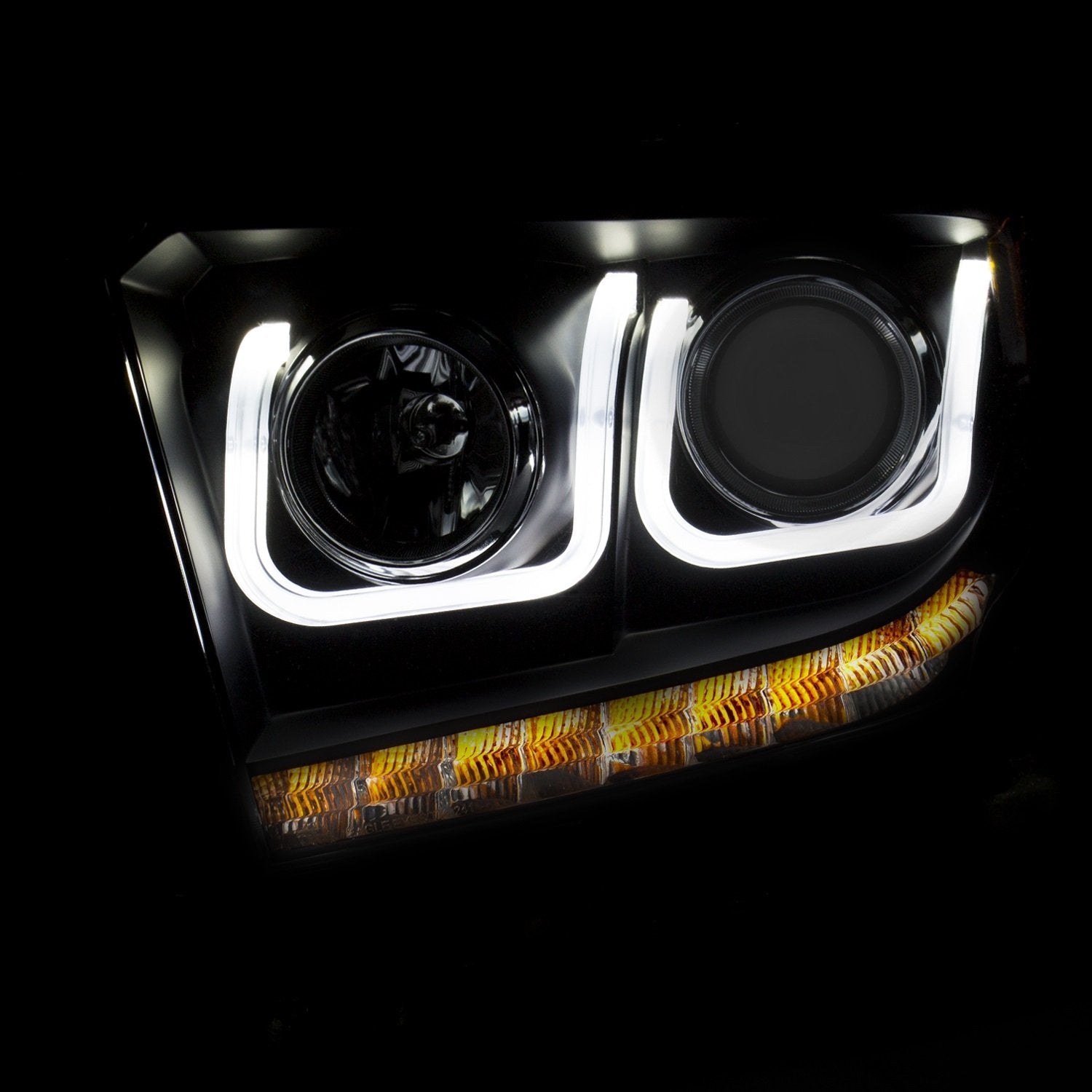 AnzoUSA 111318TOYOTA PROJECTOR HEADLIGHTS TUNDRA 14-19 U-BAR BLACK CLEAR w/HALOGEN DRL