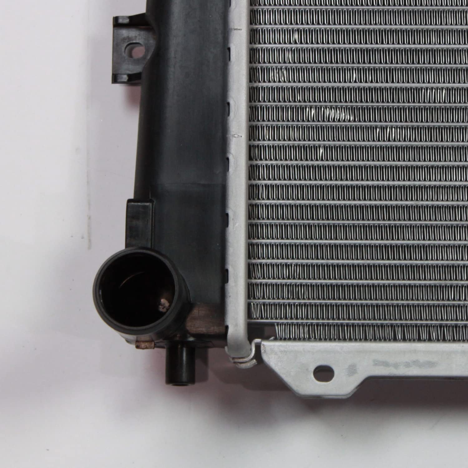 Replacement TYC Radiator for Kia Rondo