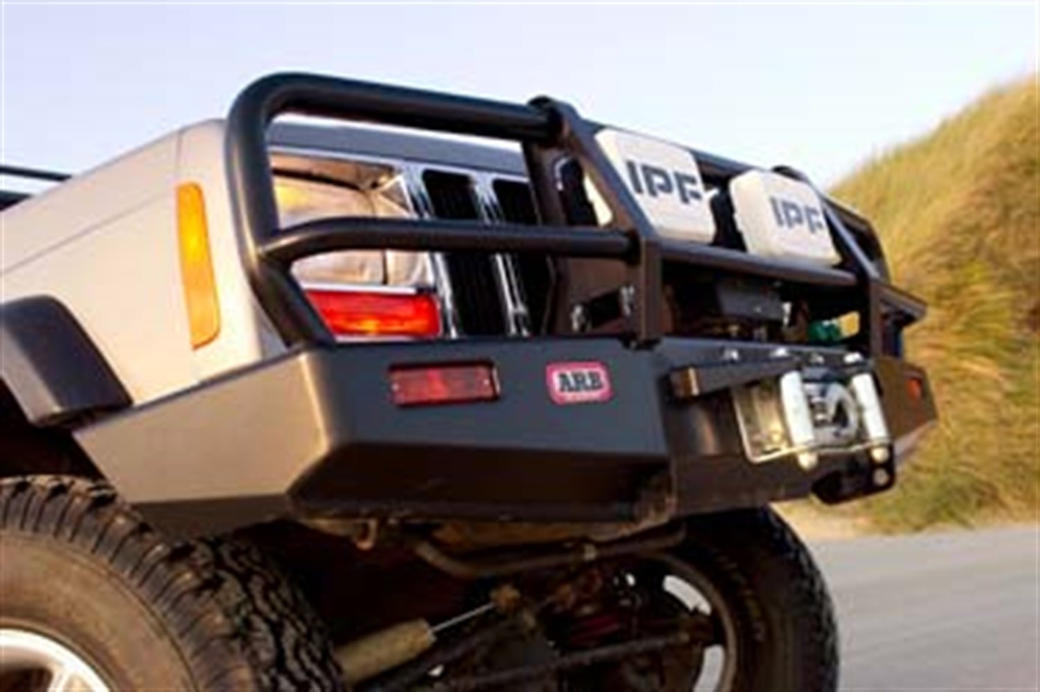Winch Compatible ARB 3450080 Bull Bar