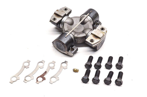 5-7205 Neapco Universal Joint Wing DWT, 7 C Series, 1 Lube Fitting, 5.844 in. Lock Up, 1.938 in. Cap Cl