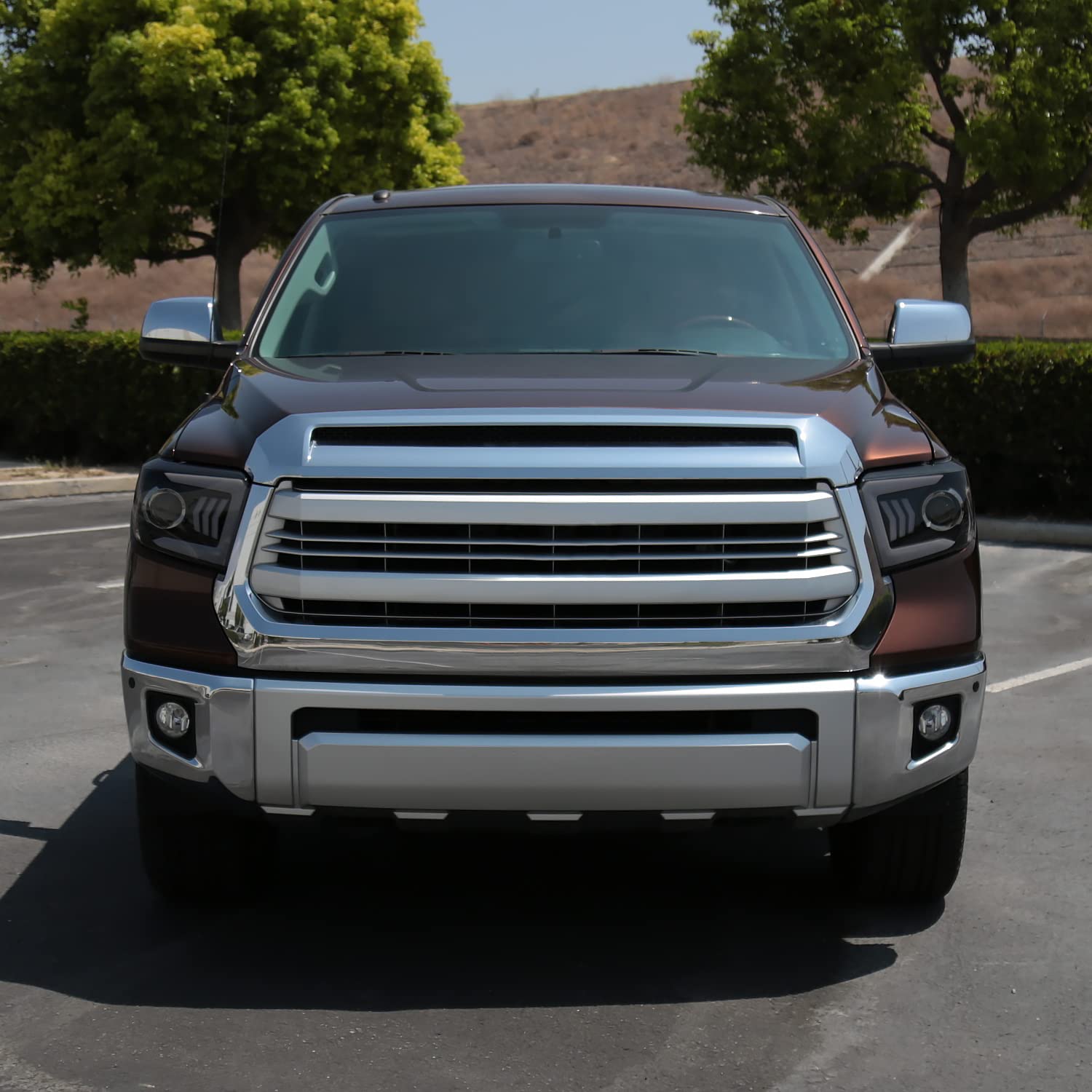 Black Smoke LED Light Bar Projector Headlights SPEC-D TUNING w/Sequential LED Signal Compatible with 2014-2021 Toyota Tundra, Left + Right Pair Headlamps Assembly