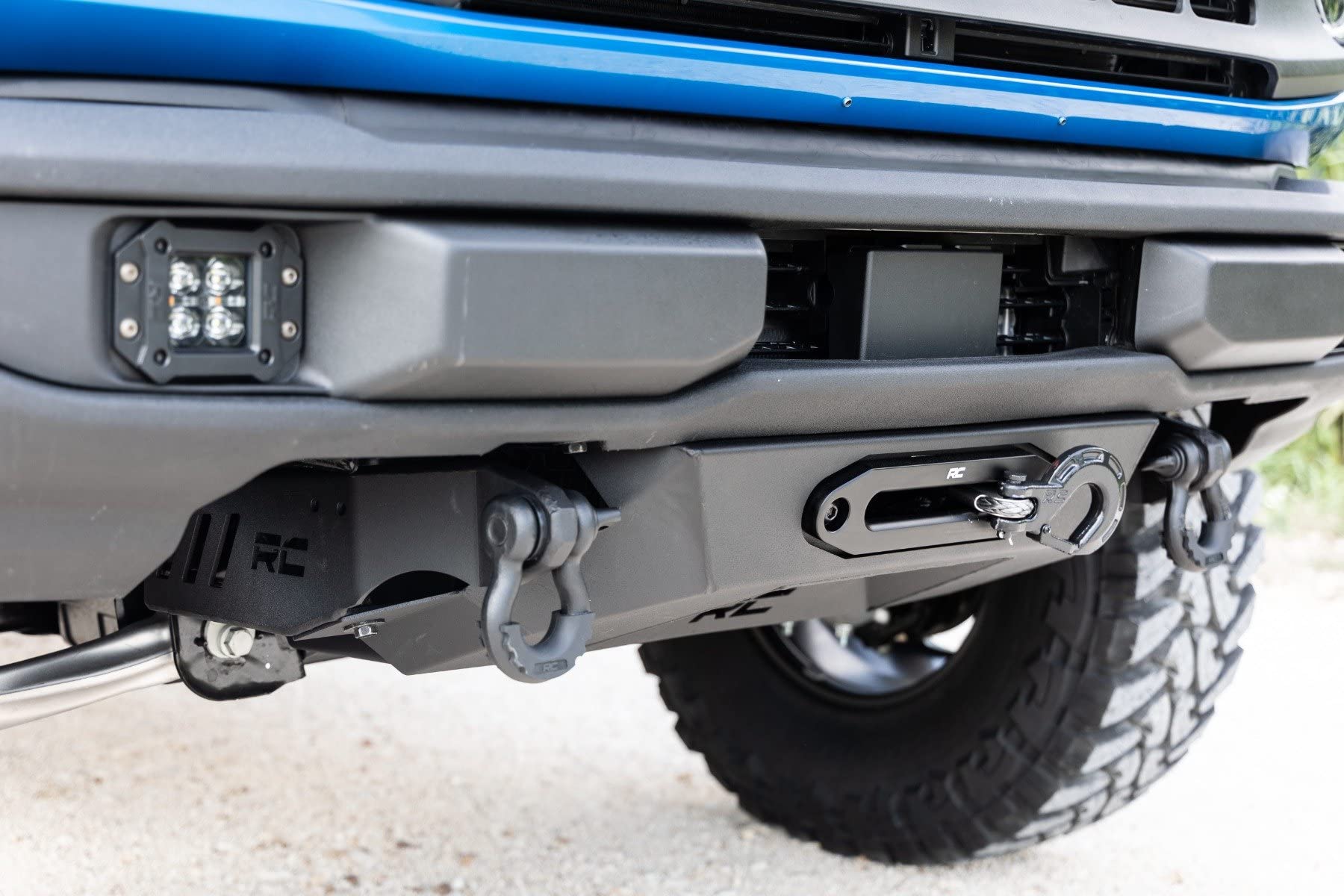 Rough Country Winch Hidden Bumper w/9500S for 21-24 Ford Bronco - 51058