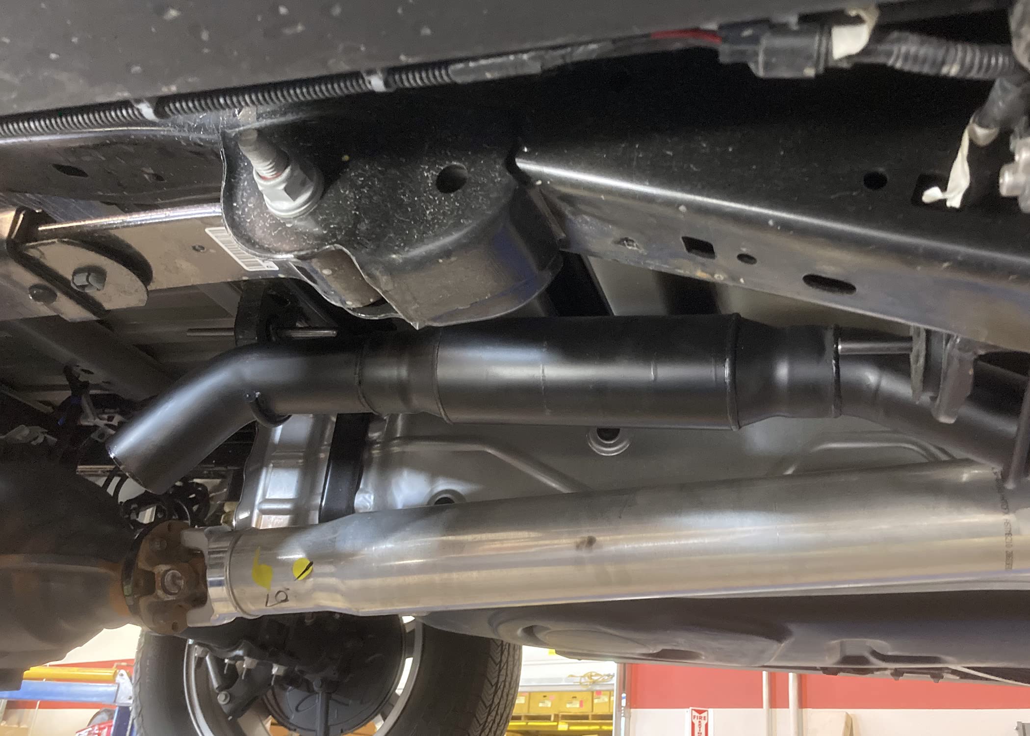 Outlaw Extreme Flowmaster 818118 Cat-Back Exhaust System - 3.0" diameter - 409 SS