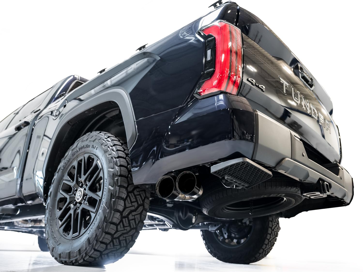 0FG AWE Tuning Exhaust for 3rd Gen Toyota Tundra - Dual Diamond Black Tips