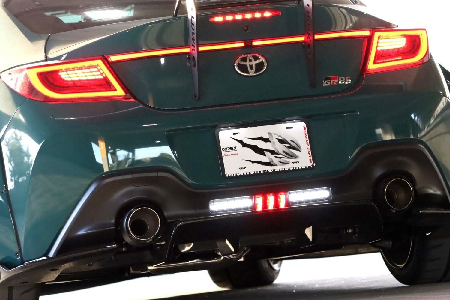 675040 - AlphaRex LUXX-SERIES LED TAIL LIGHTS