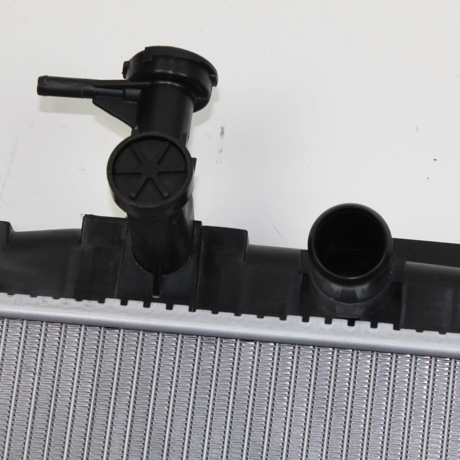 Radiator TYC 2403 Compatible with 2001-2003 Toyota Rav4
