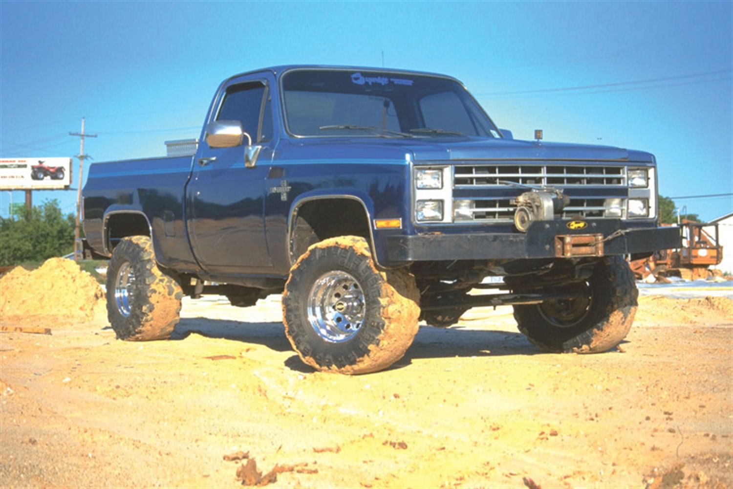 SUPERLIFT SUSPENSION RealTruck 4" Lift Kit for Chevy/GMC K-Series | Complete Lift Kit with Front & Rear Shadow Series Shocks | K428 | Fits 1973-1987 Chevrolet K10 / GMC K15 4WD