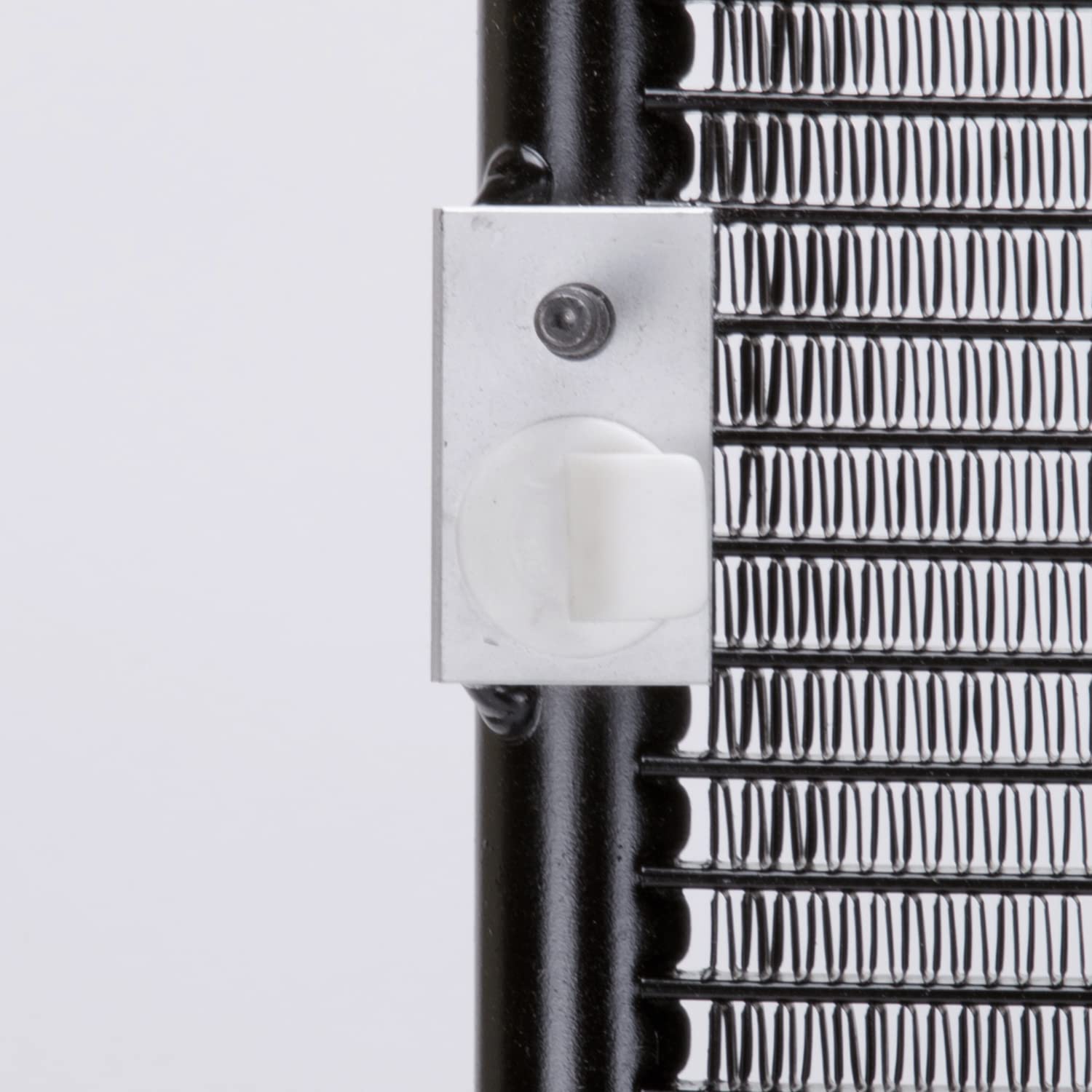 A/C TYC Condenser - 3383