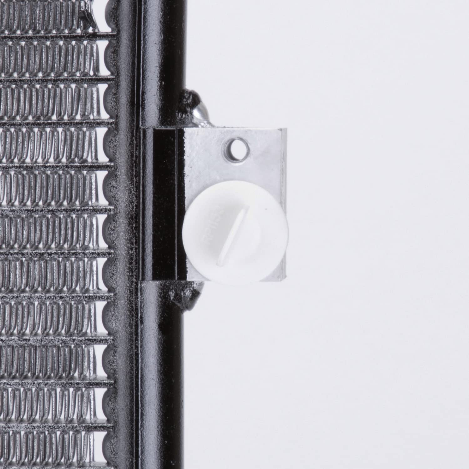 A/C TYC Condenser - 3206