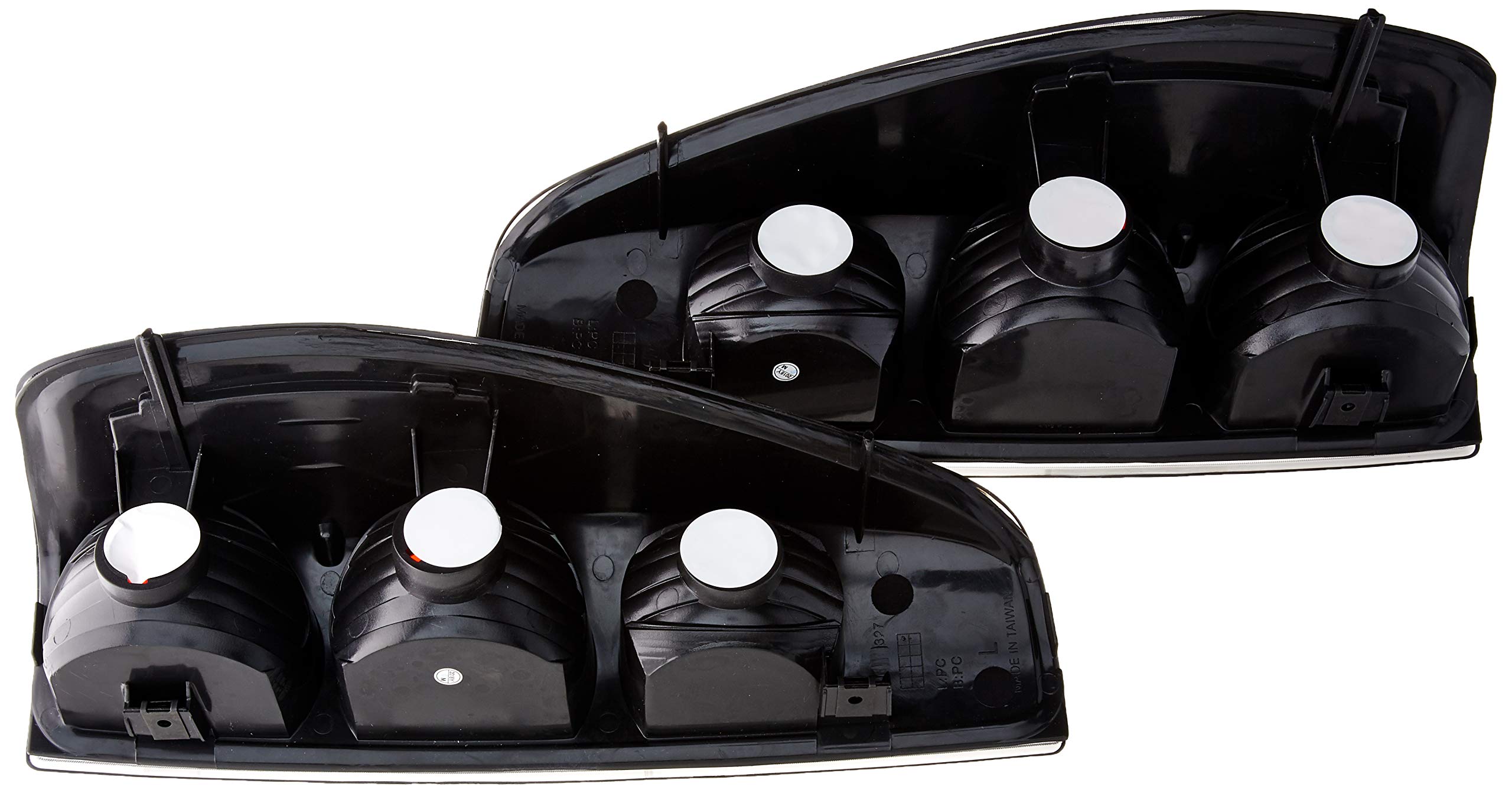 Tail Light Xtune ALT-JH-CCO04-BSM, 1 Pack