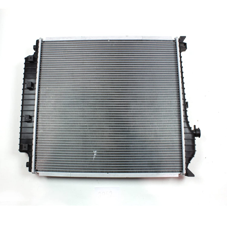 Radiator TYC 2952 Compatible with 2007-2010 Ford Explorer