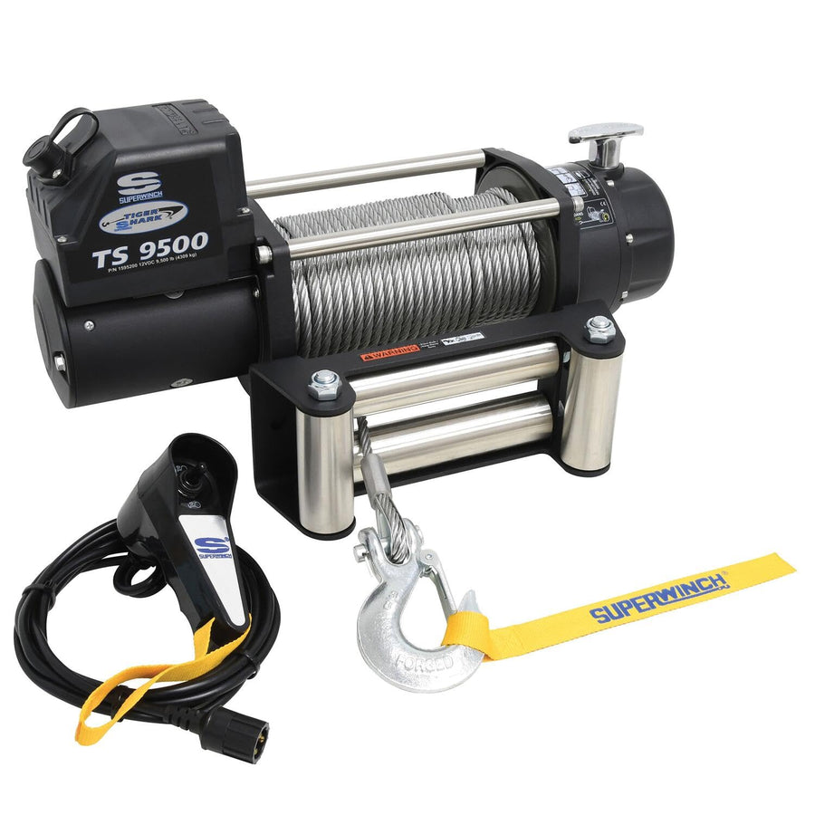 Tiger Shark Superwinch 1595200 9.5, 12 VDC winch, 9,500 lb/4,309 kg capacity with roller fairlead